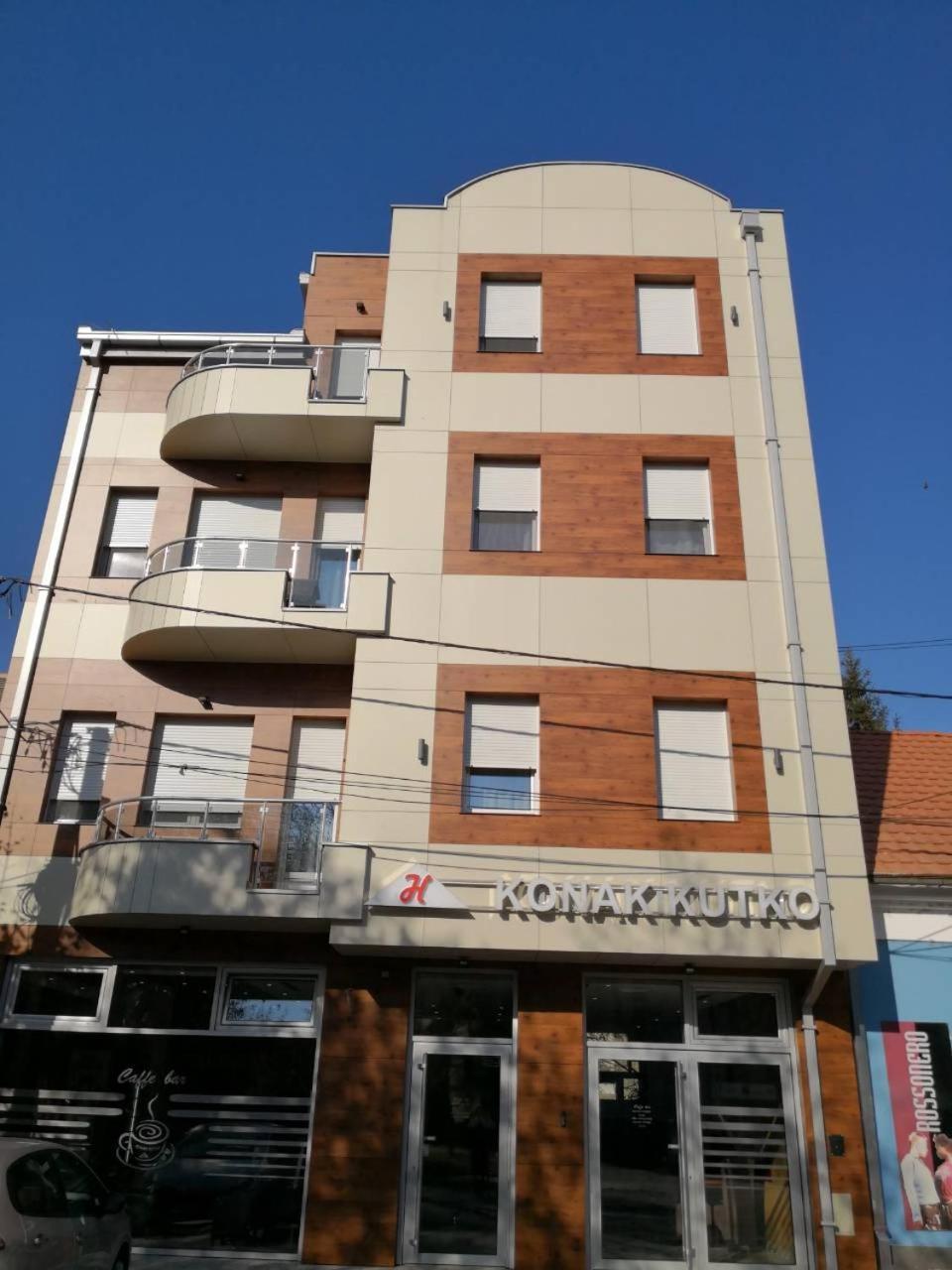 Konak Kutko Hotel Pančevo Exterior foto